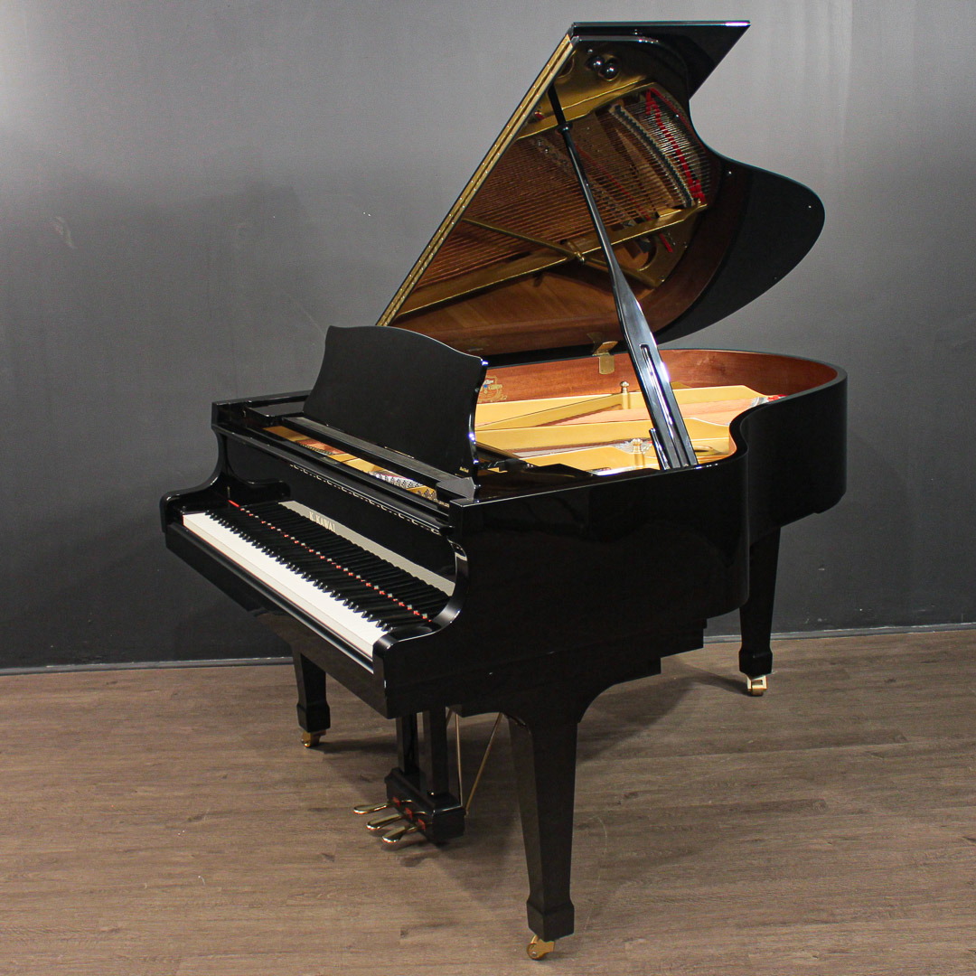 Grand PianosGrand Pianos  