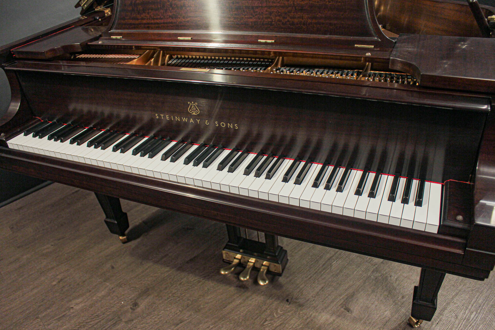 Steinway Model L 5'10'' Grand Piano Figured Mahogany (Restored 2025 ...